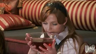 Megan fa sesso video porno italiani amatoriali veri con il suo patrigno.