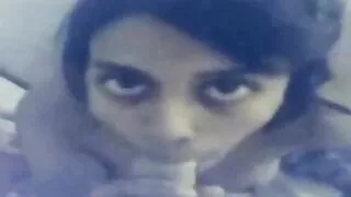 La ninfomane tettona ha costretto il venditore a scoparsi con video porno amatoriali coppie italiane un grosso cazzo.