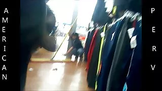 Katalina Kyle espone l'ano porno gratis amatoriale italiano viola.